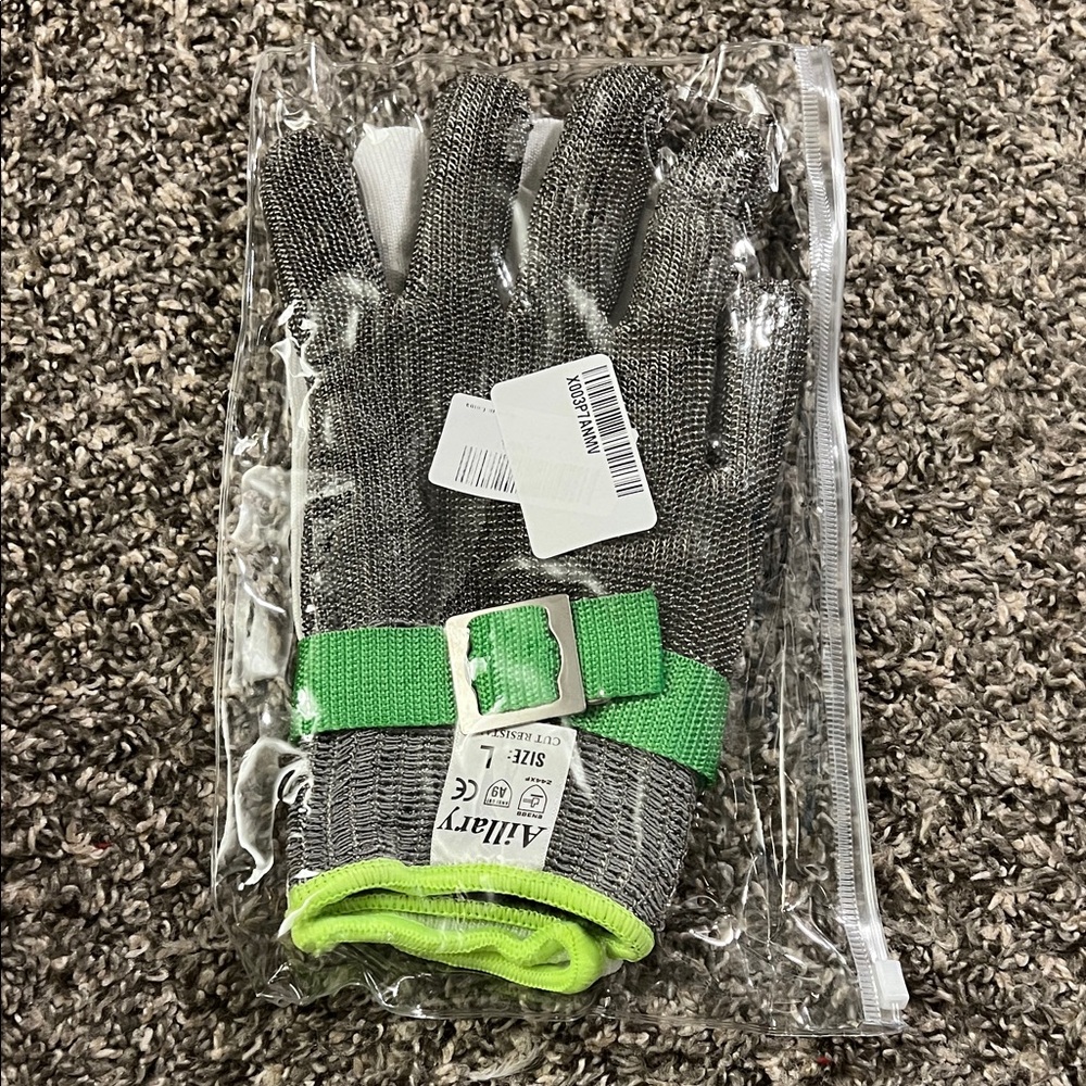 Level 9 Cut Resistant Kitchen Glove,Food Grade,Machine Washable,Stainless(Large)